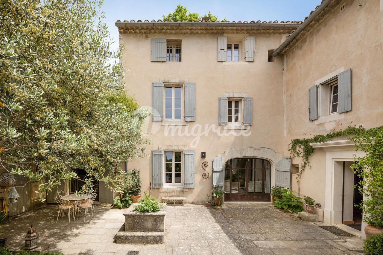 Вилла в Oppède, Vaucluse, Provence-Alpes-Côte d`Azur