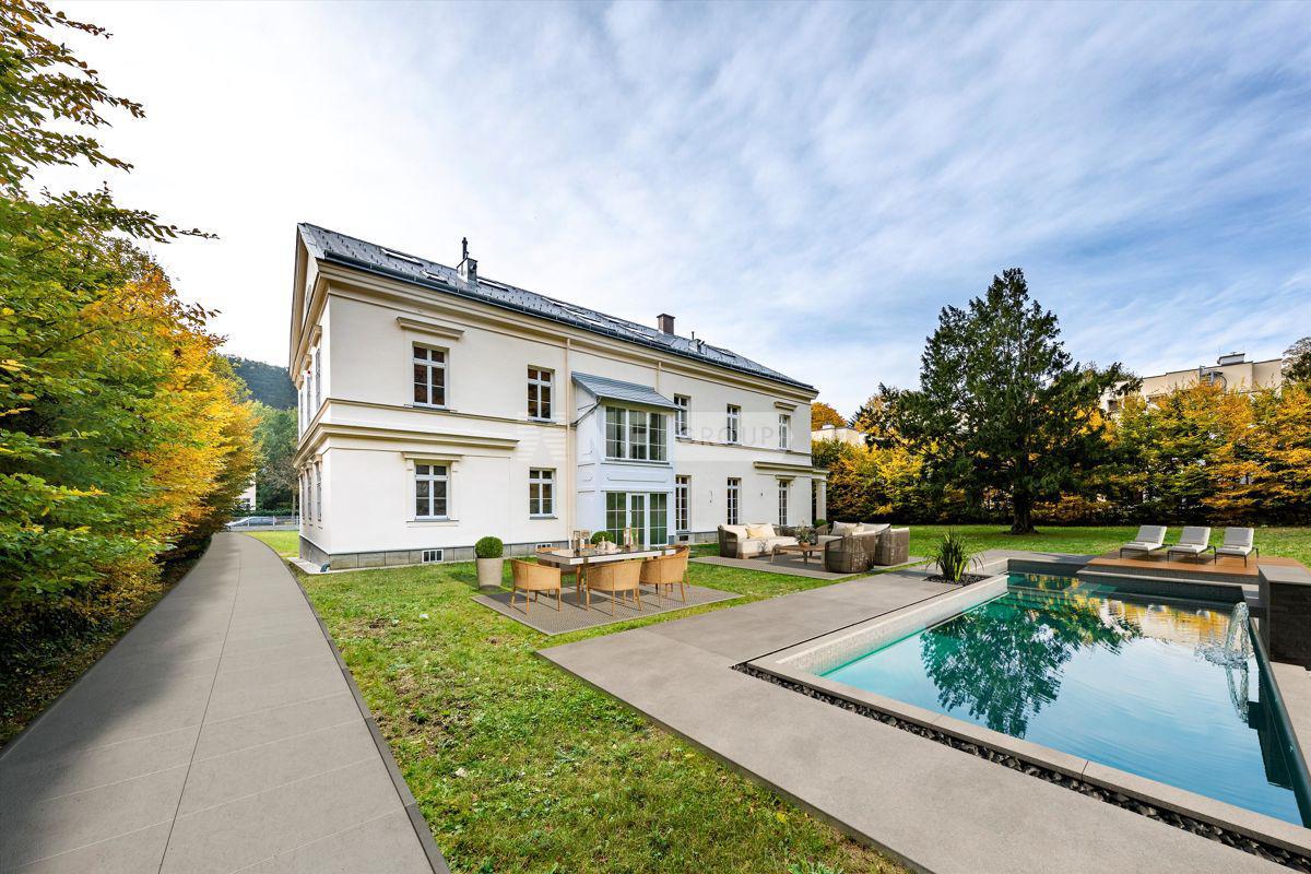 Вилла в престижном пригороде Вены (OTTO)