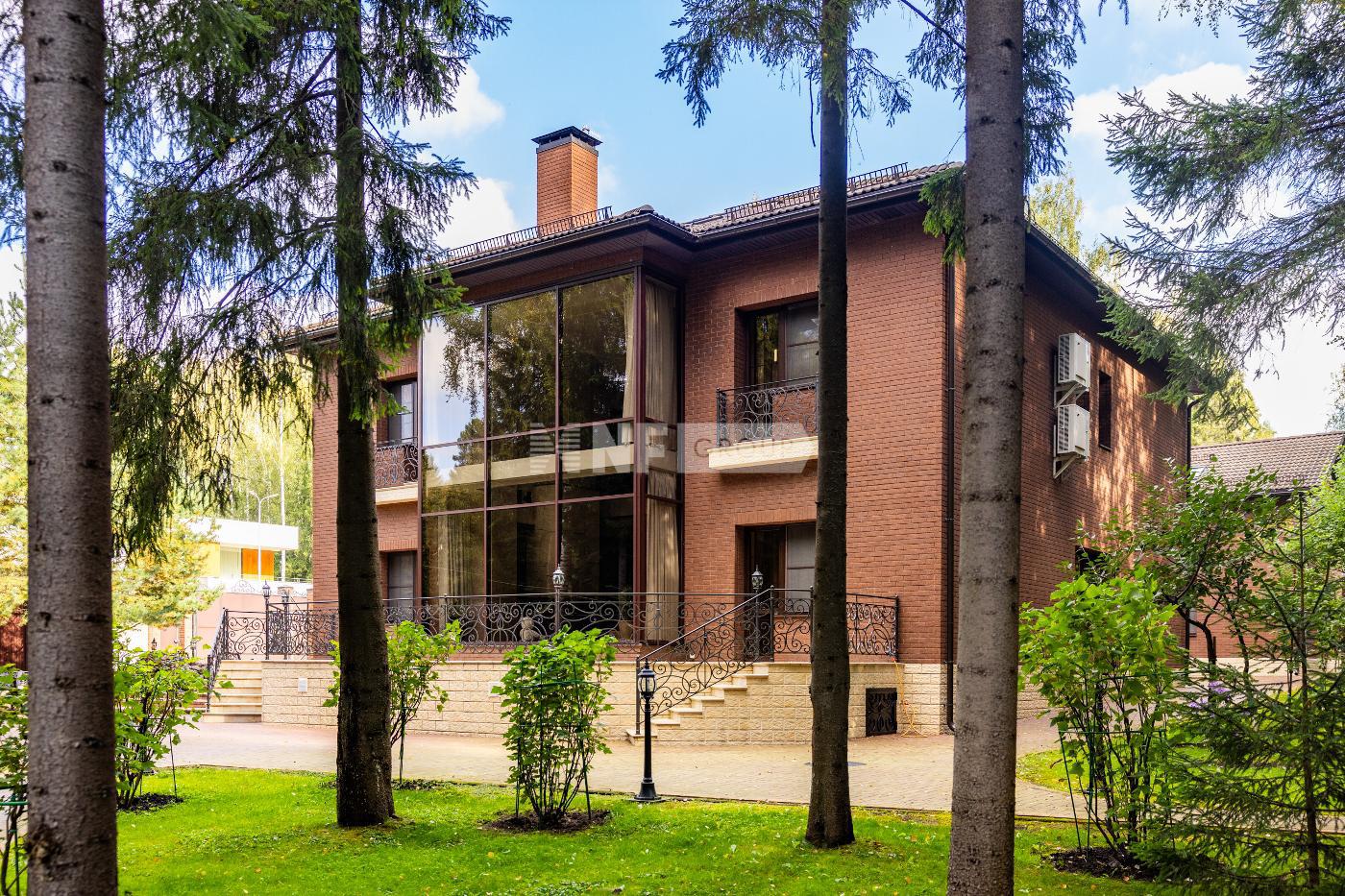 «Зеленая роща» (Zelenaya roshcha)