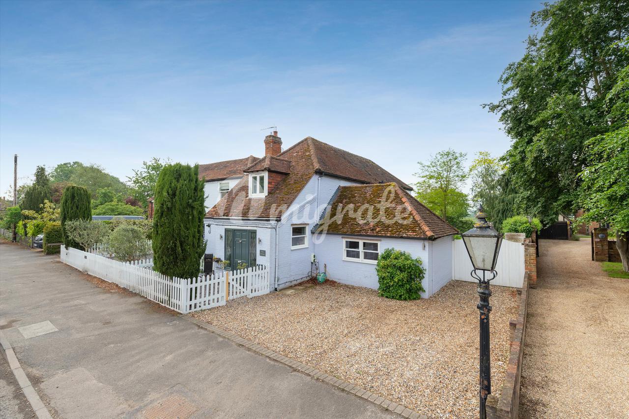 Вилла в Village Road, Dorney, Windsor, SL4