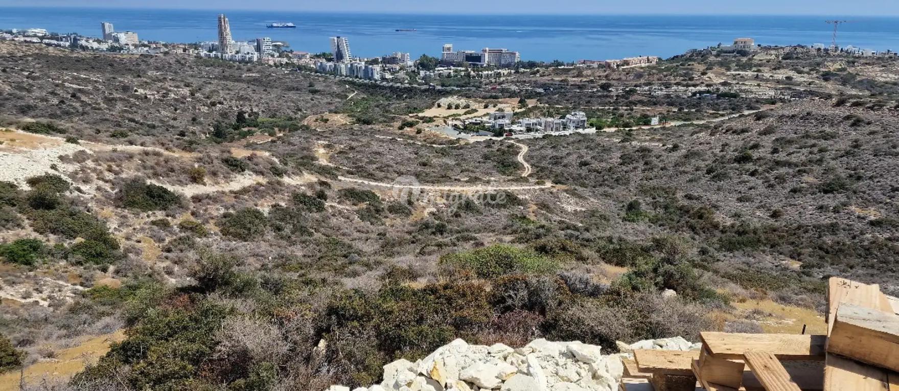 Жилой участок в Агиос Тихон, Лимассол
 (Residential Plot In Agios Tychon, Limassol)