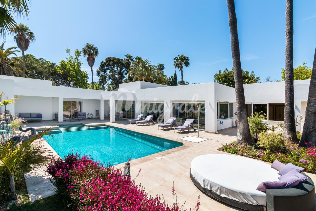 Вилла в El Paraiso, Estepona, Malaga