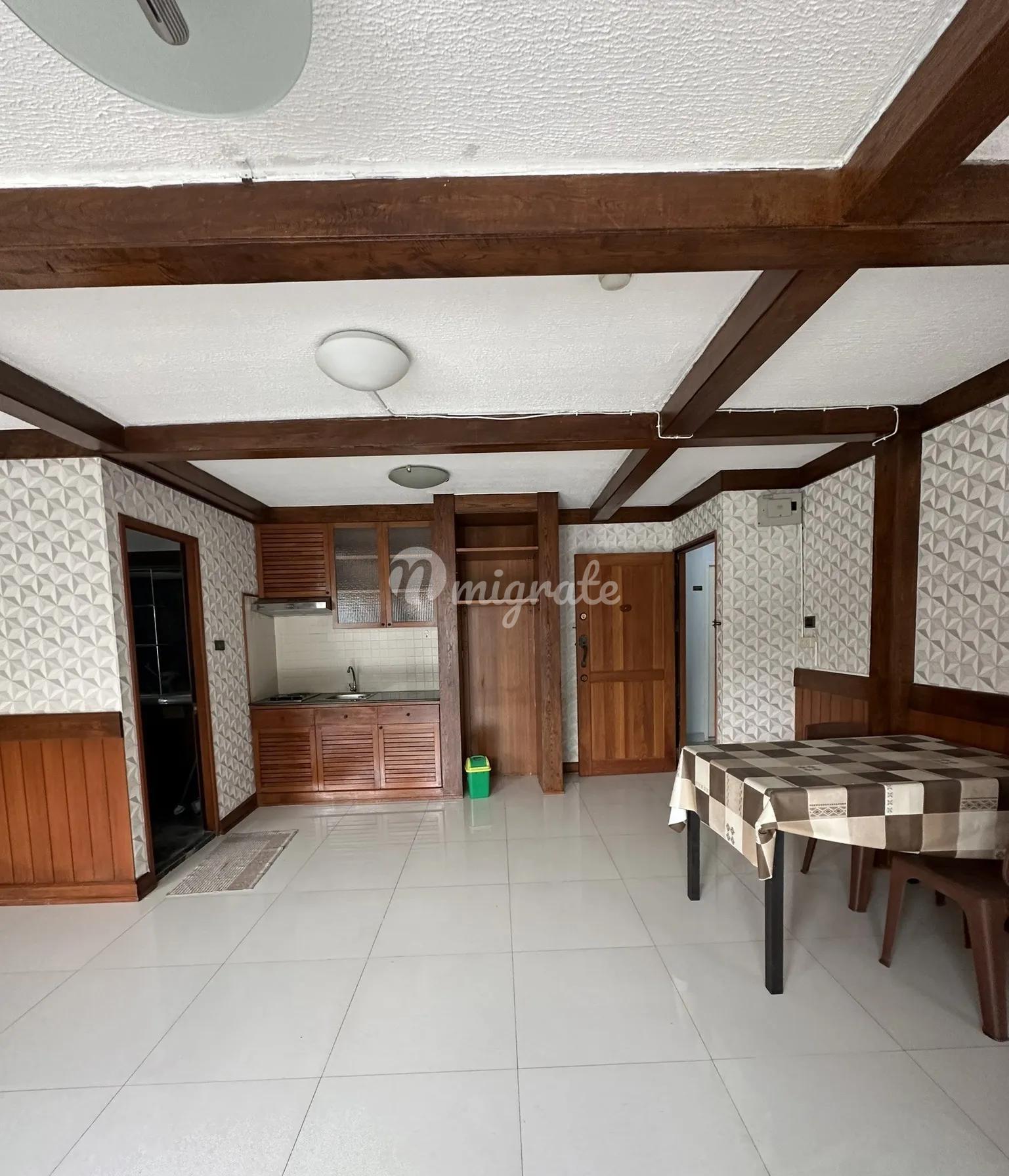 2 спален Кондо на продажу в Garden Place (Garden Place)