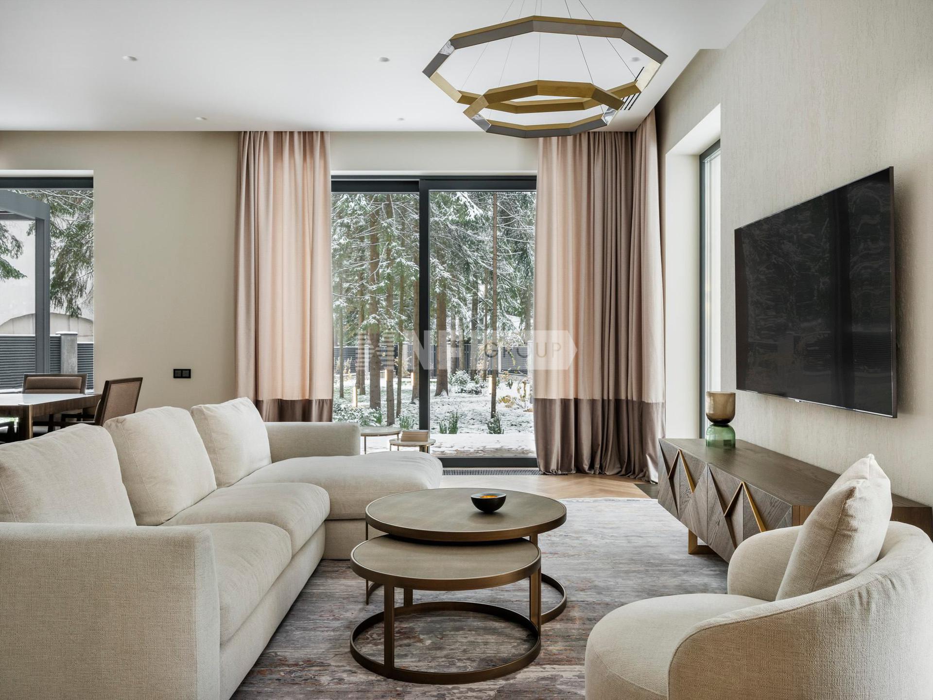 «Успенский лес» (Uspenskiy les)