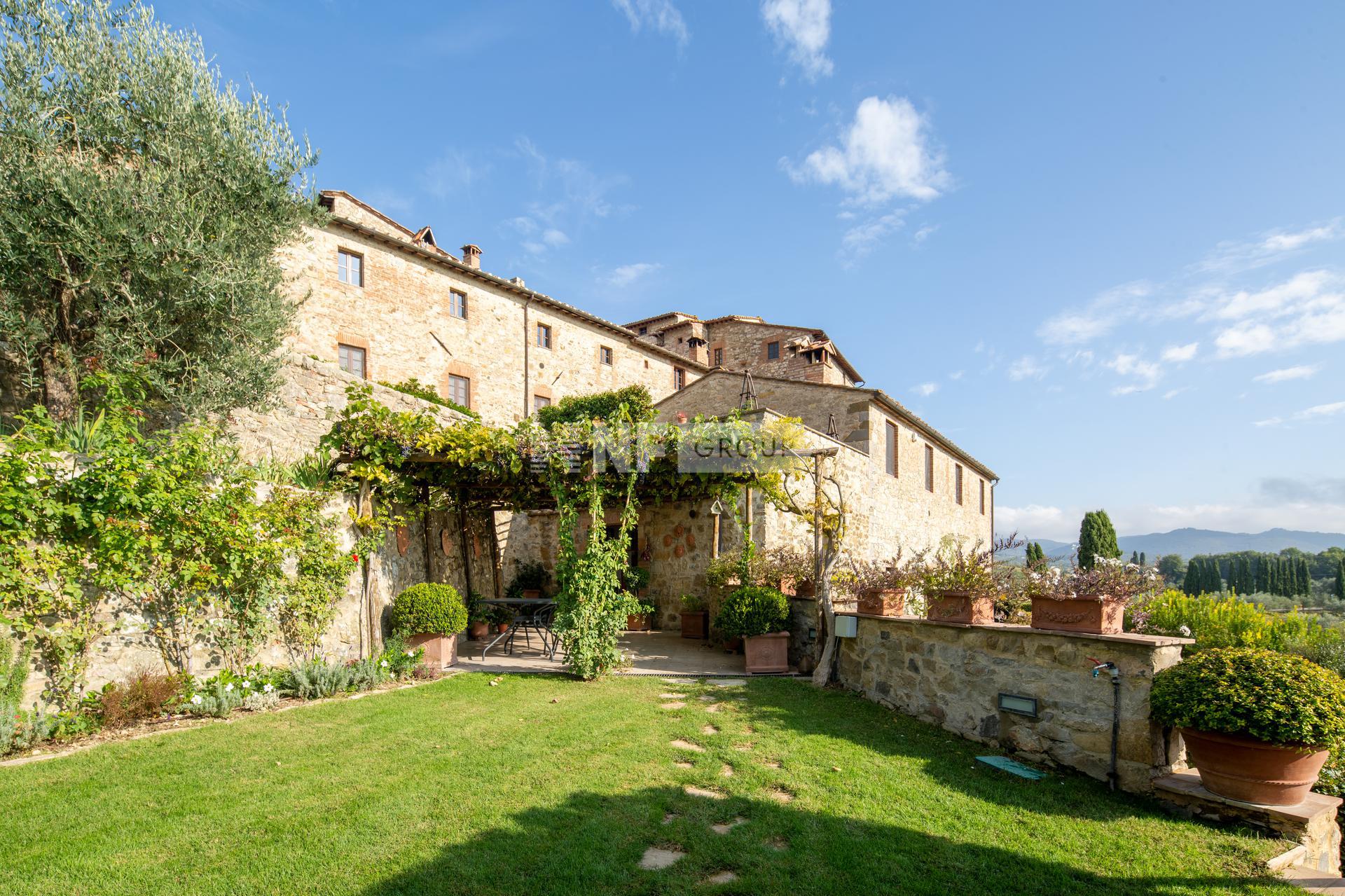 Вилла с живописными видами в Тоскане