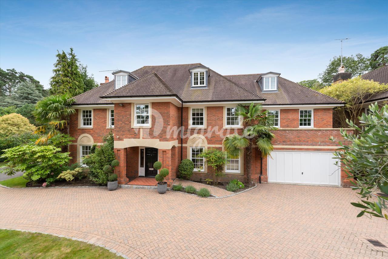 Вилла в Ashwood Place, Ascot, Berkshire, SL5