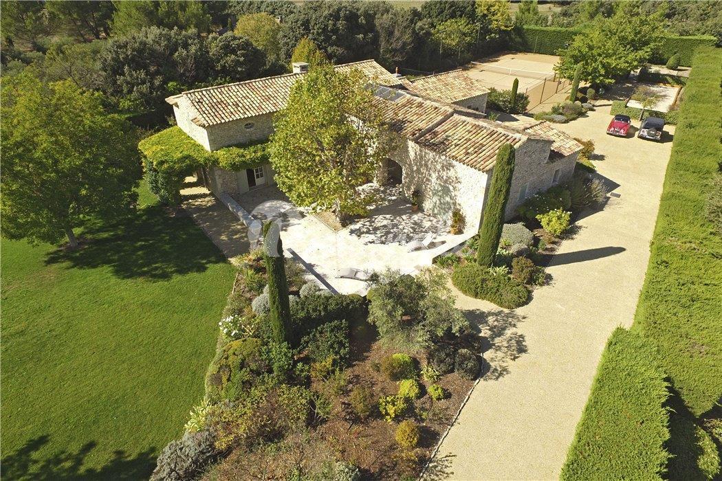 Вилла в Eygalieres, Bouches-Du-Rhone, Provence