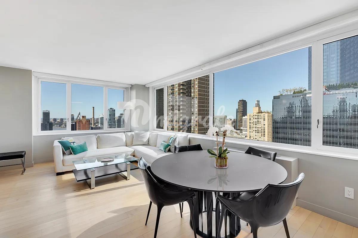 Продажа - Кондоминиум в The Sheffield, 322 W 57TH ST, 39H - Midtown, New  York - в Нью-Йорке в США, цена $ 3 300 000 | KF.expert