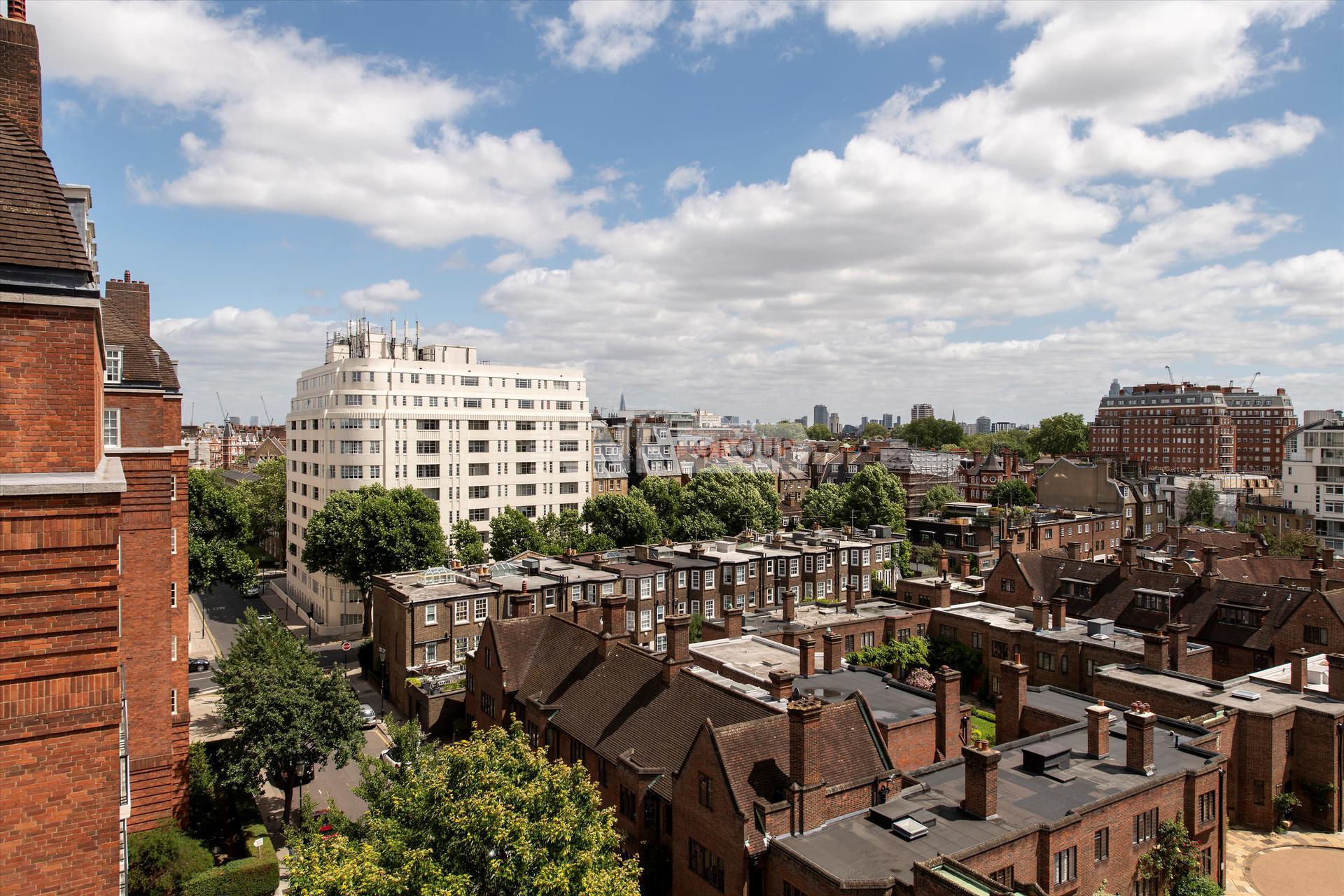 Квартира в Cranmer Court, Whiteheads Grove, London, SW3