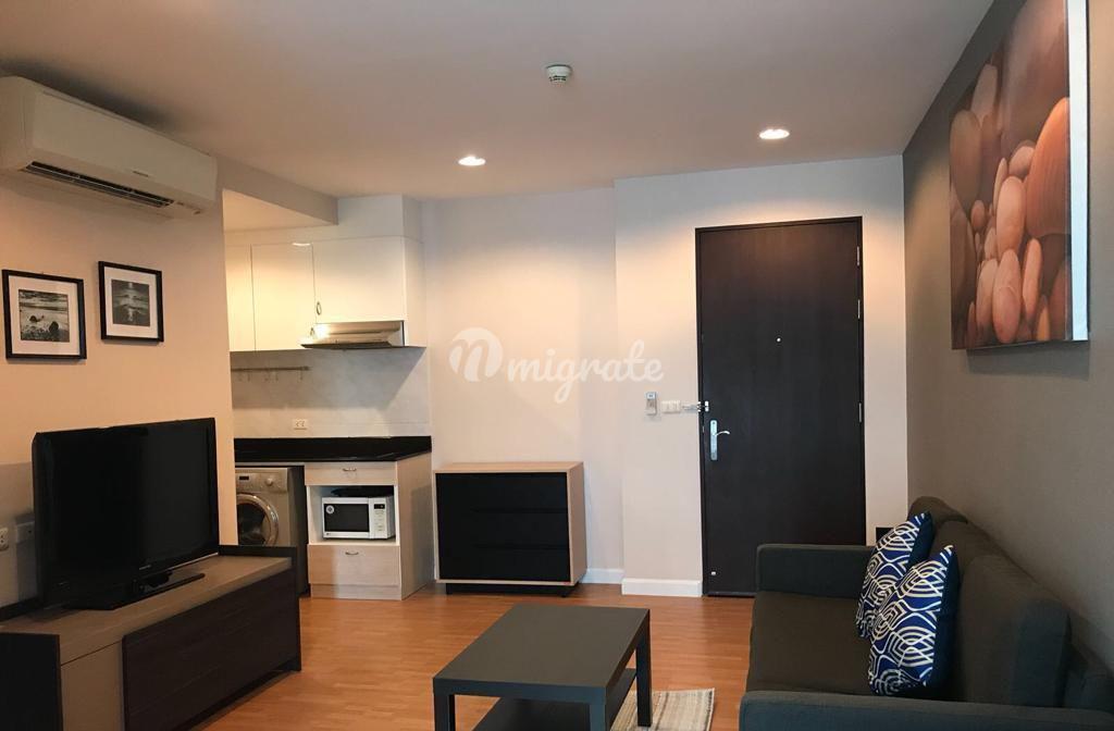 1 спален Кондо на продажу в The Address Sukhumvit 42 (The Address Sukhumvit 42)