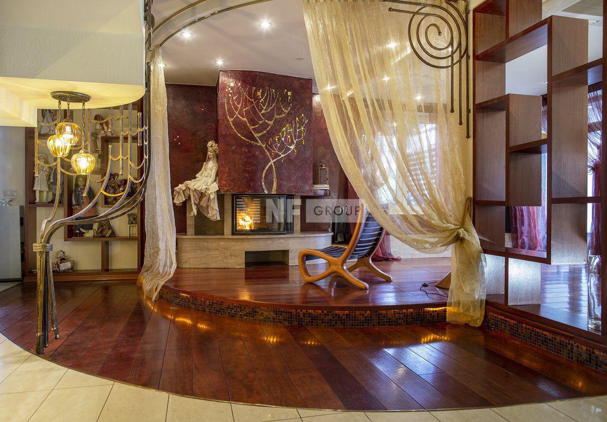 «Остров Фантазий» (Ostrov Fantaziy)