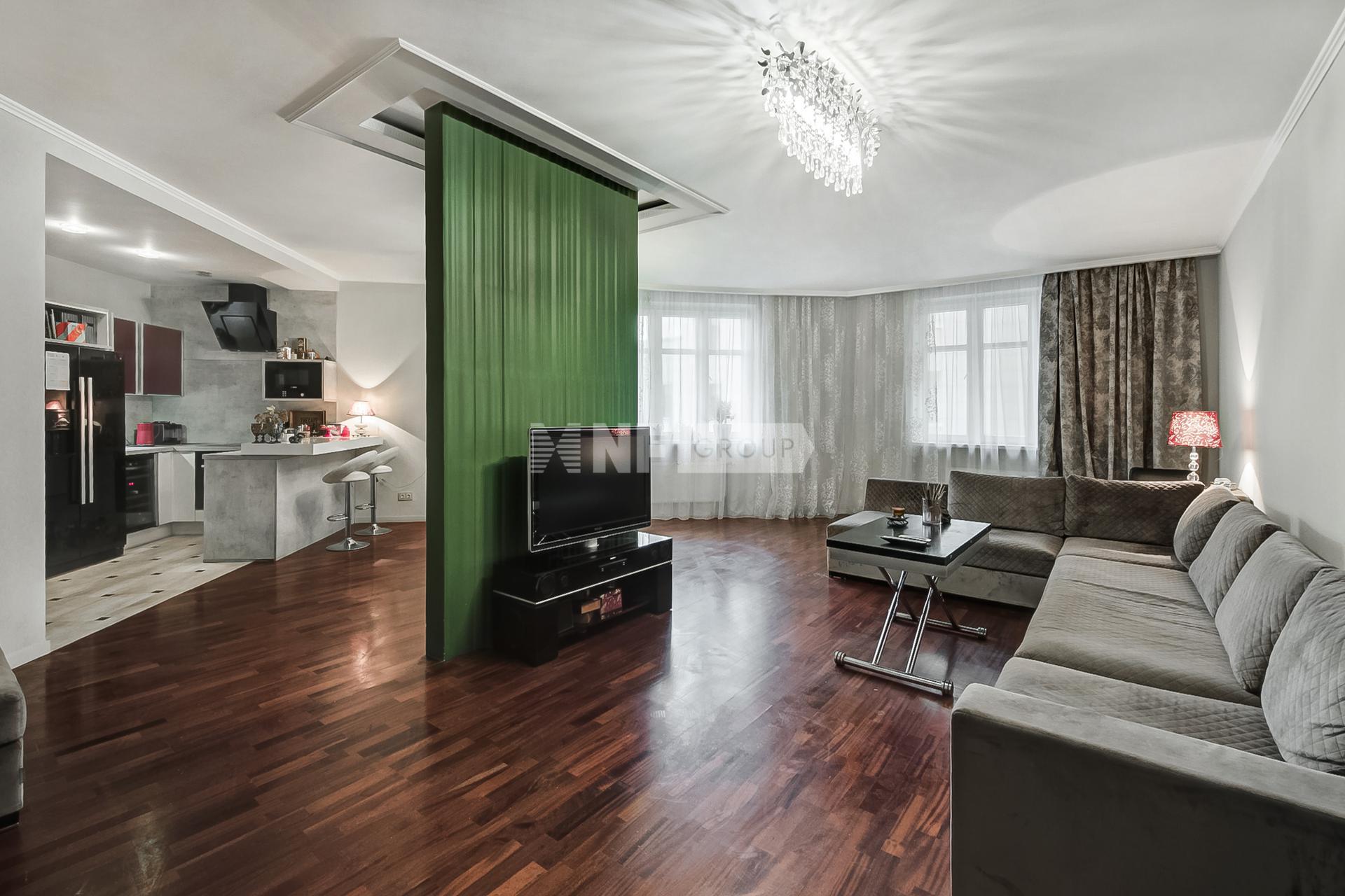 «Континенталь» (Континенталь)