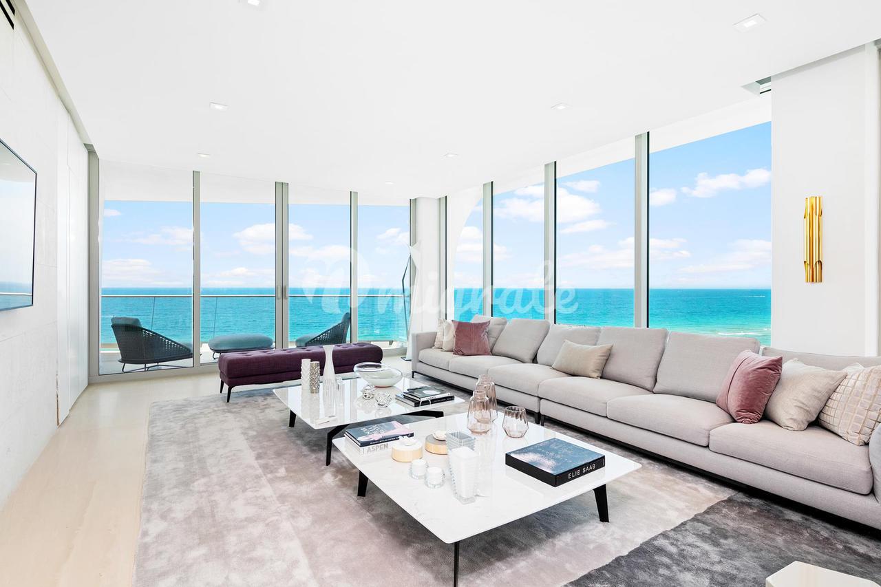 Кондоминиум в 16901  Collins Avenue, 1001 - Sunny Isles Beach, Florida