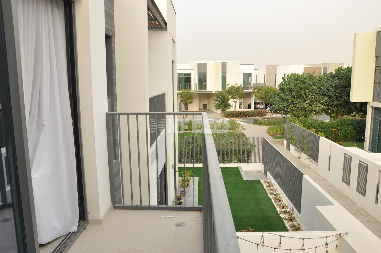 Arabian Ranches villas