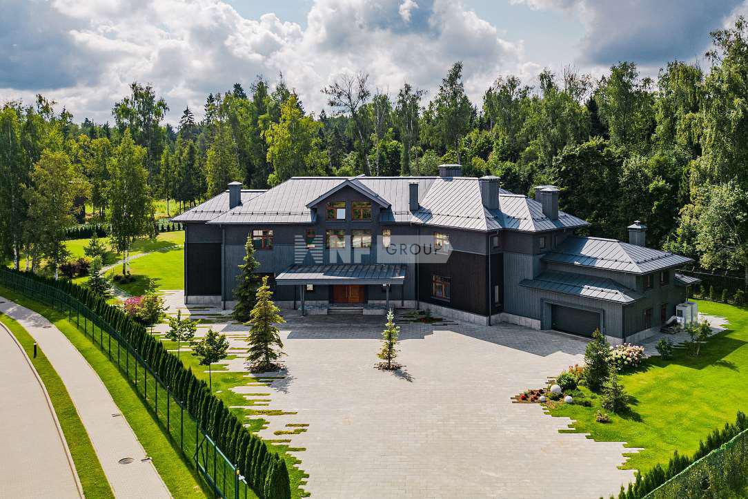 «Яхт-клуб Пестово» (Golf i yakht-klub Pestovo)