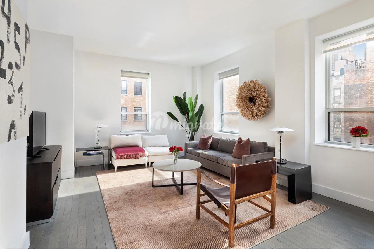 Кондоминиум в Nine52, 416 W 52ND ST, 319 - Midtown, New York