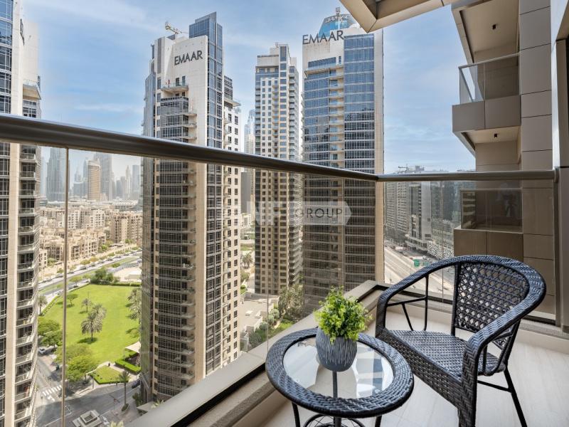 2 BR in Elite Residence Downtown