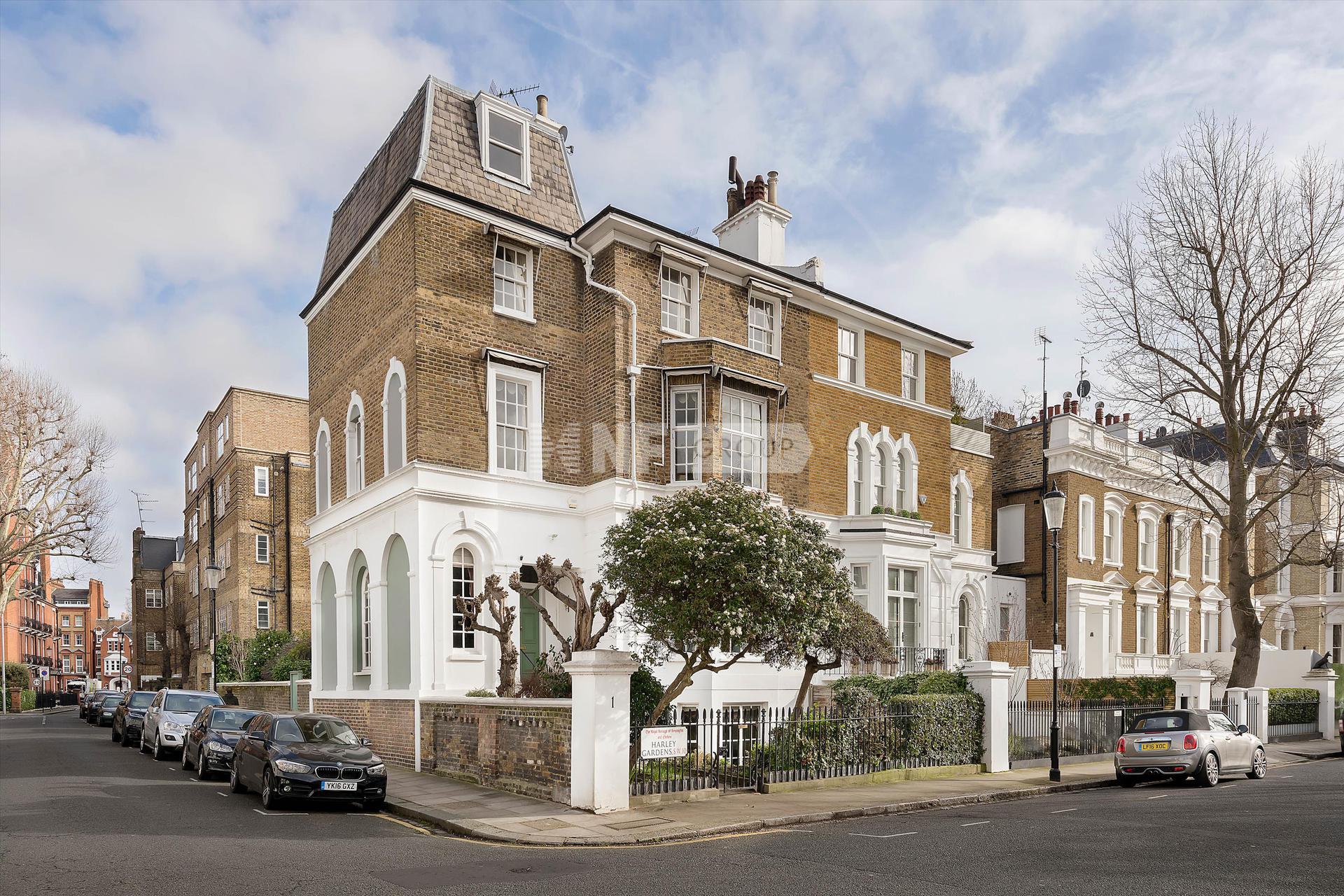 Вилла в Harley Gardens, London, SW10