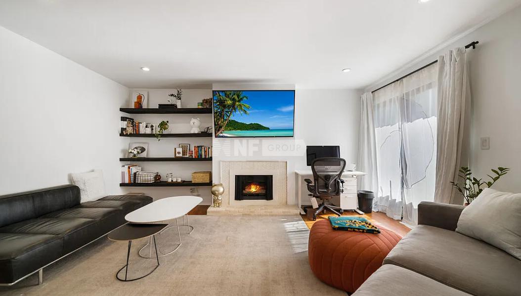 Квартира 98 кв.м. в Лос-Анджелесе (MLS#: 23-240057)