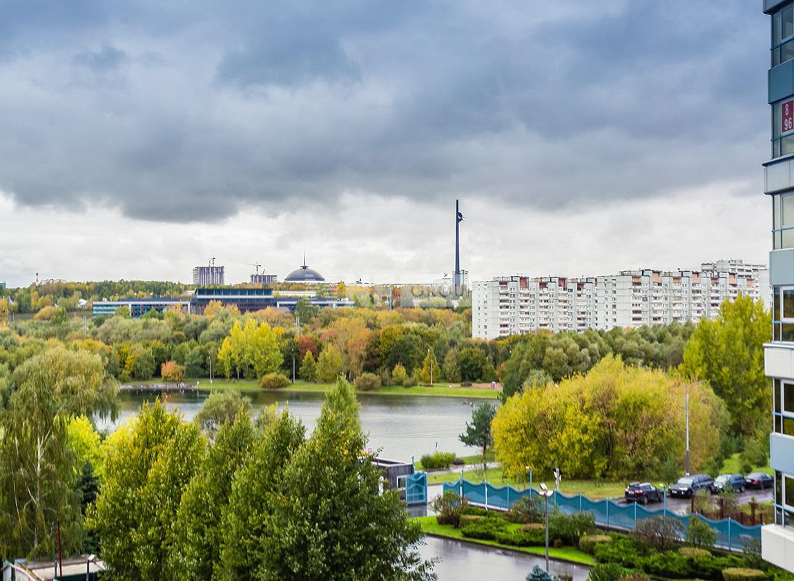 Lake House (Лейк Хаус)