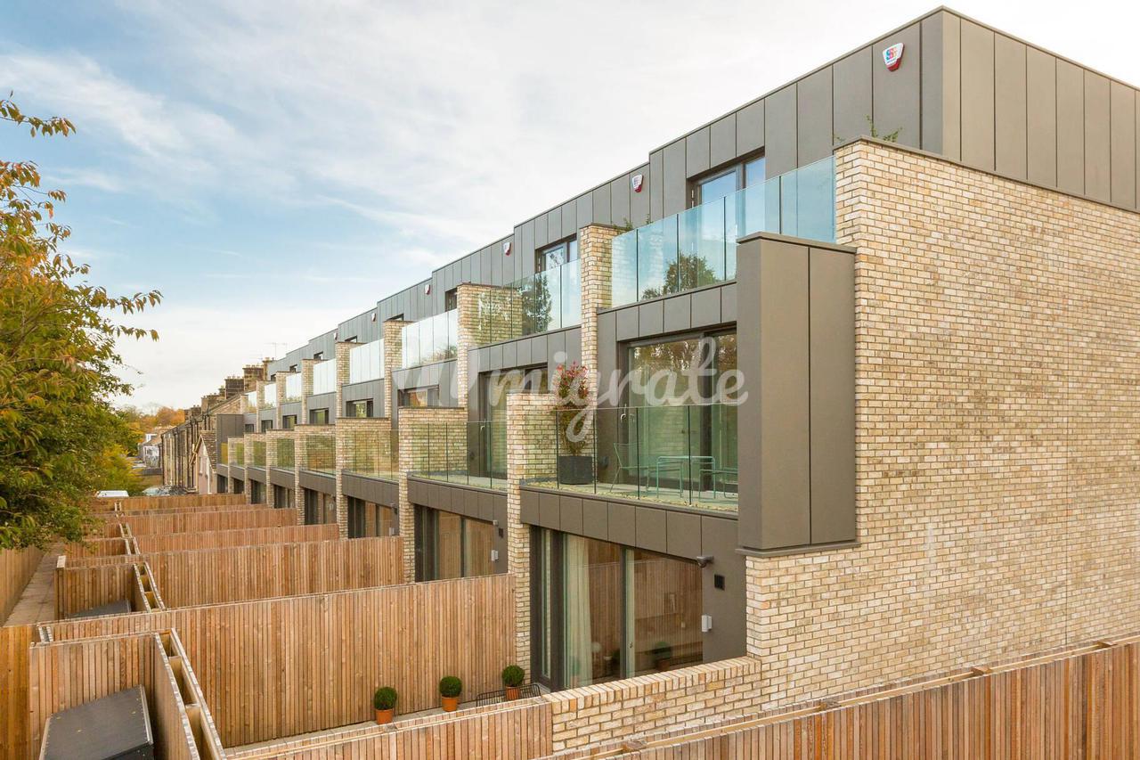 Вилла в Craigleith Road, Edinburgh, EH4