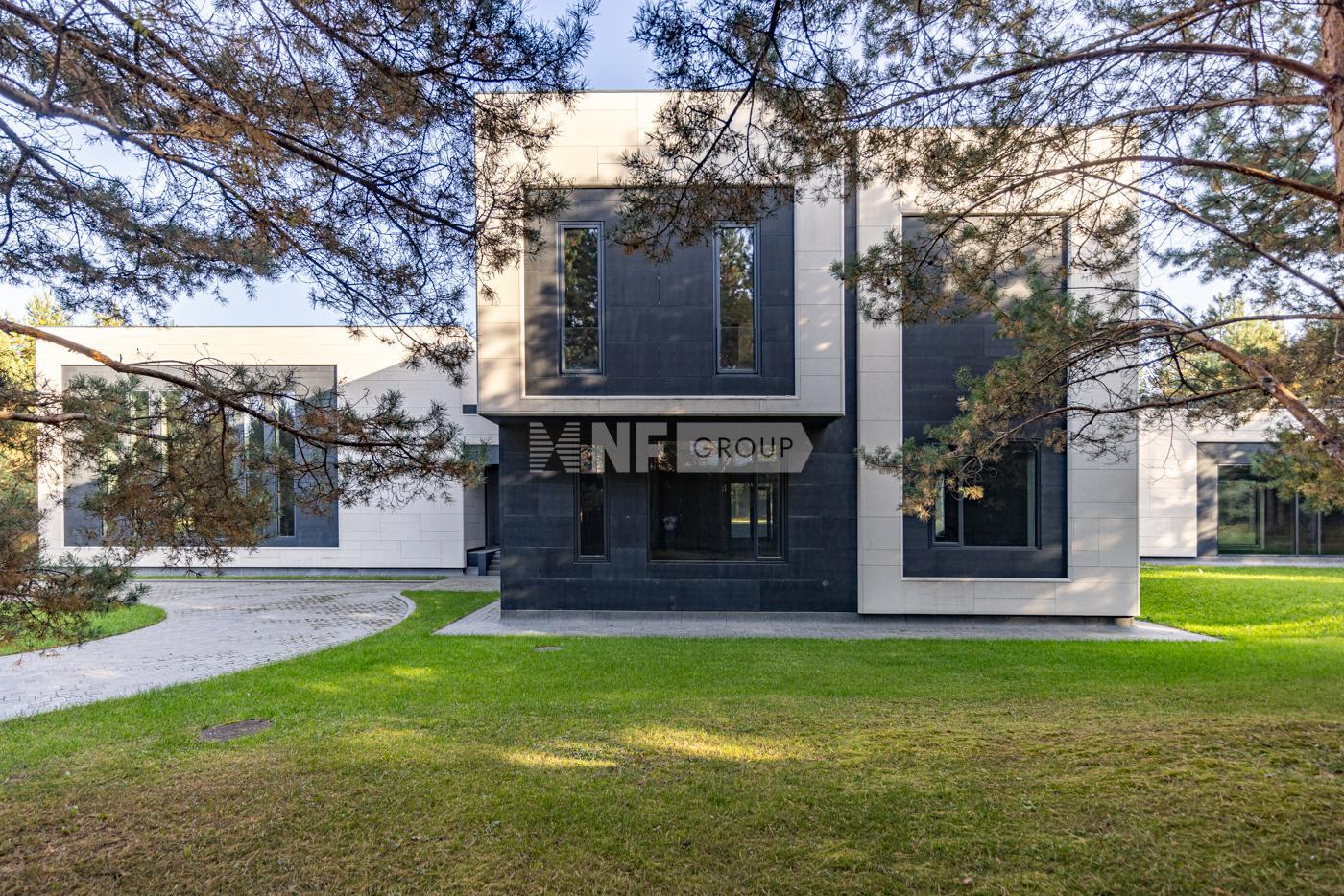 «Никольский бульвар» (Nikolskiy bulvar)