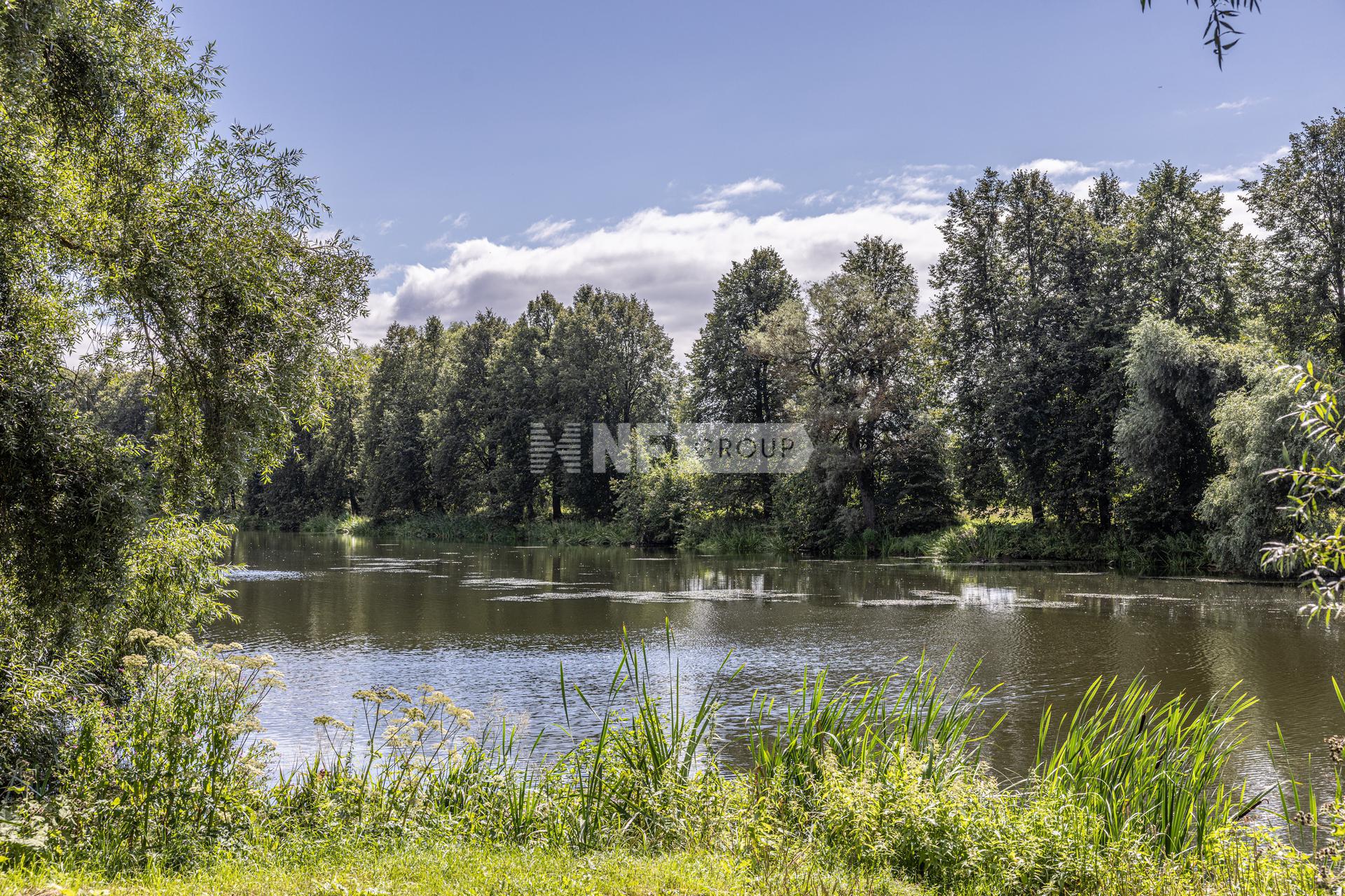 «Уборы» (Ubory)