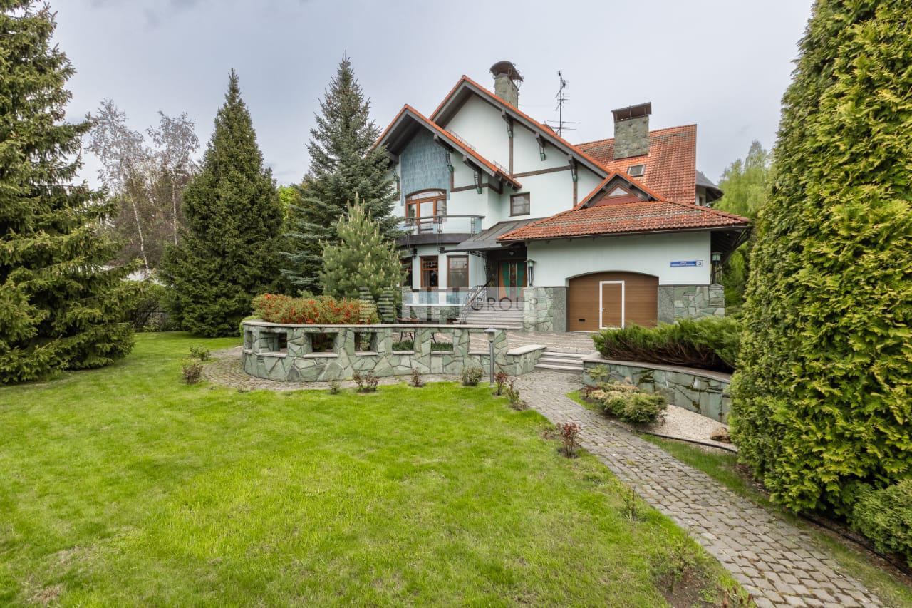 «Никольская слобода» (Nikolskaya sloboda)