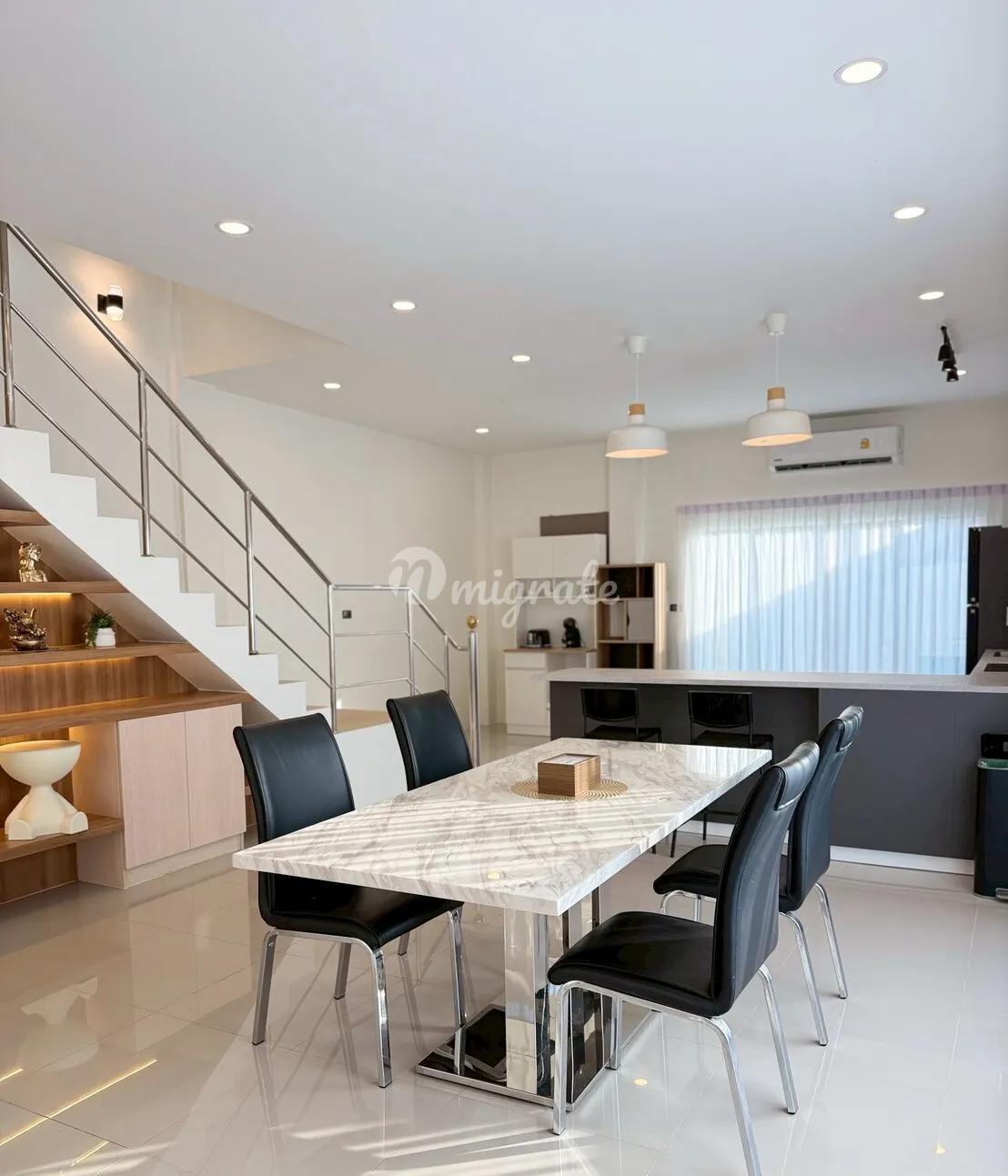 3 Storeys Villa for Sale with Private Swimming Pool