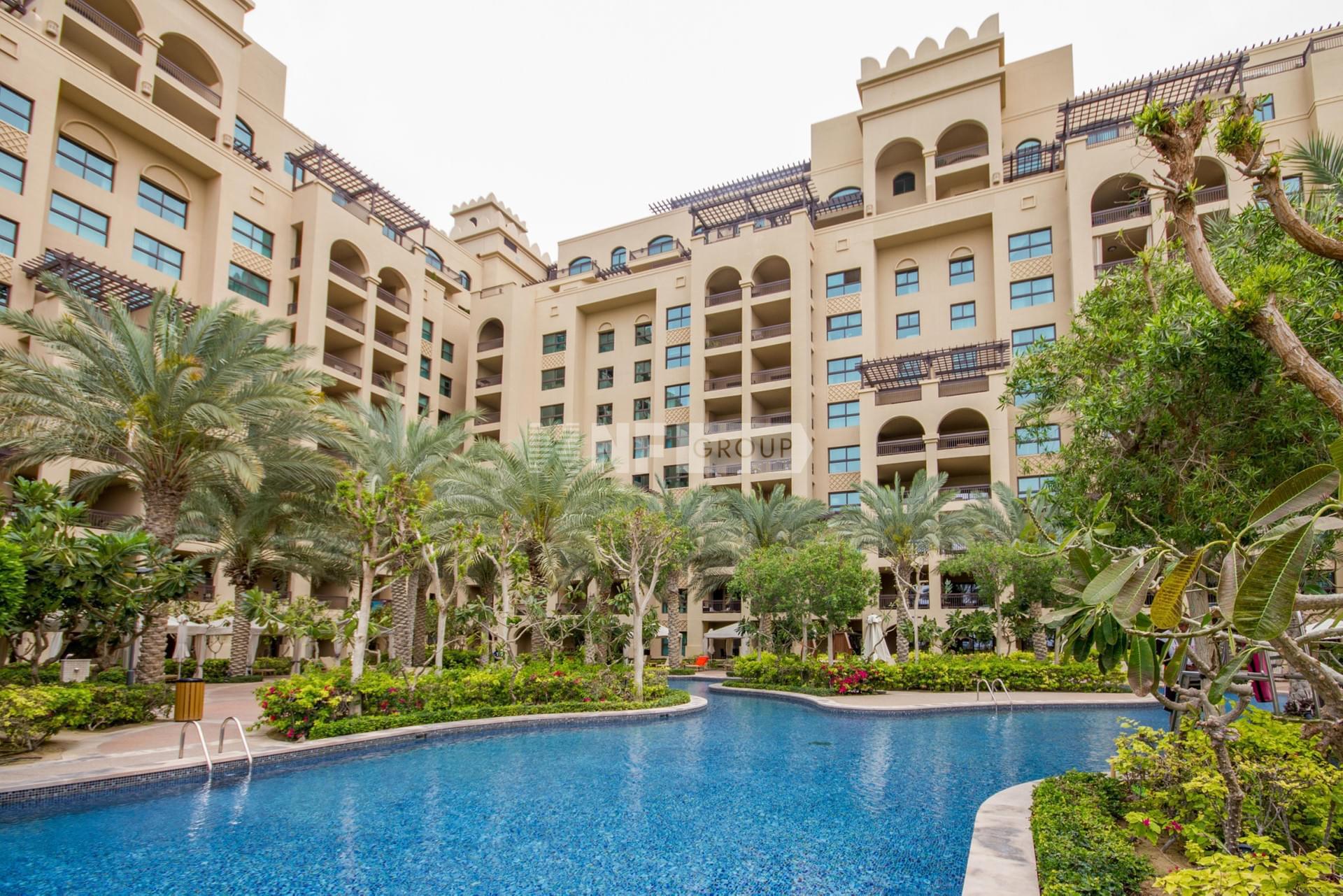 Fairmont Residences (Yasin)