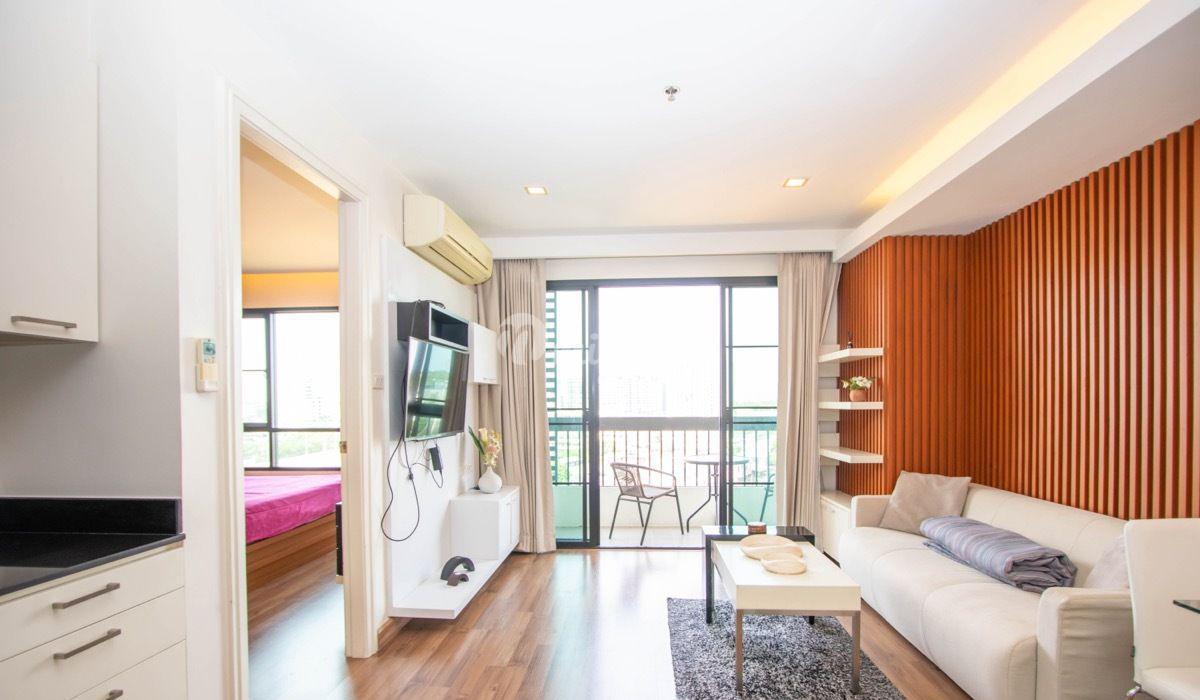 1 спален Кондо на продажу в The Shine Condominium (The Shine Condominium)