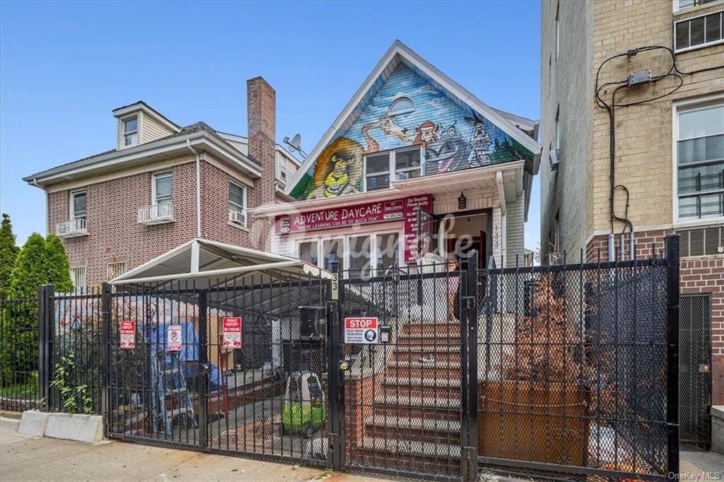 Вилла в 133 W 195th Street - Bronx, New York