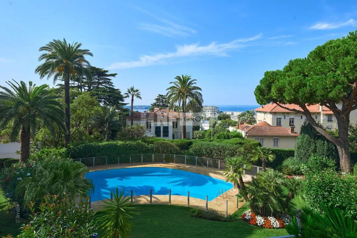 Апартаменты в роскошной резиденции в престижном районе (rsi012087861)