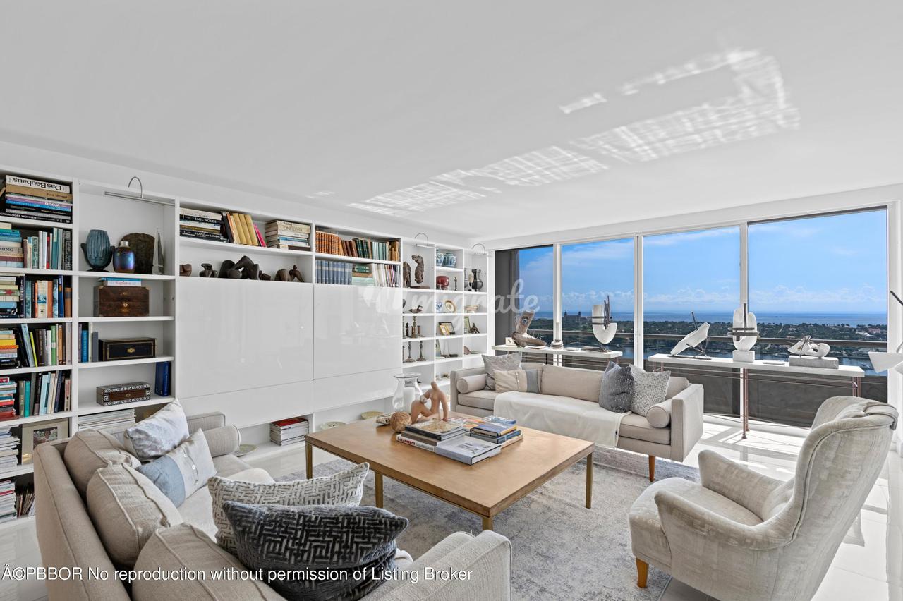 Кондоминиум в 525 S Flagler Drive, 24B - West Palm Beach, Florida
