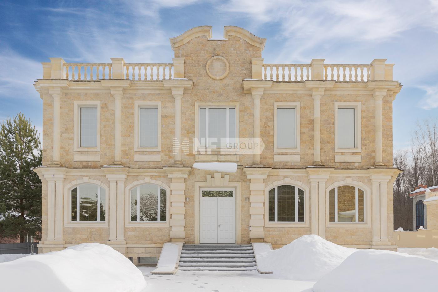 «Петровский Парк» (Petrovskiy Park)