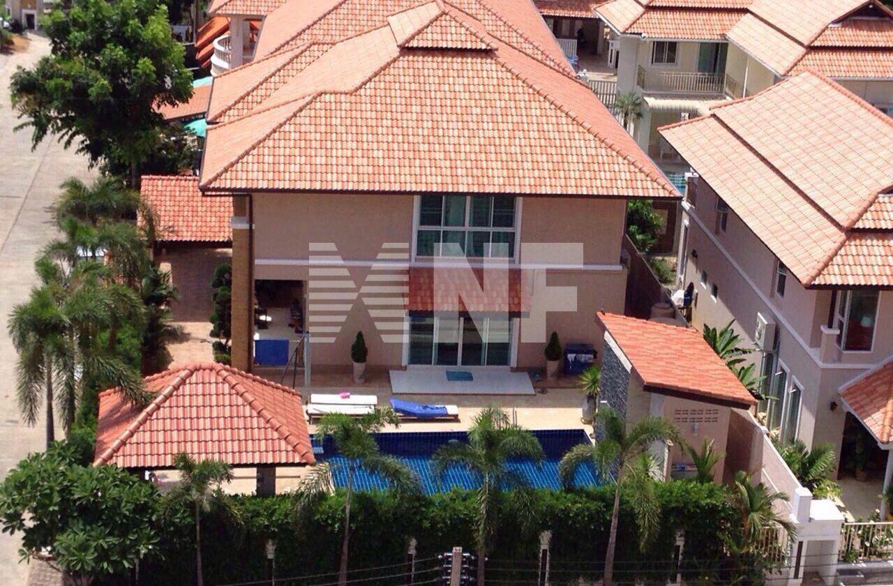 Дом в городе 315 кв.м в Паттайе, Таиланд