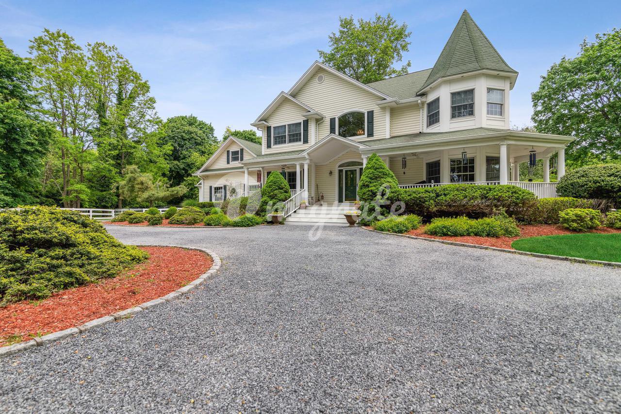 Ферма/Особняк в 4 Holly Lane - Nissequogue, New York