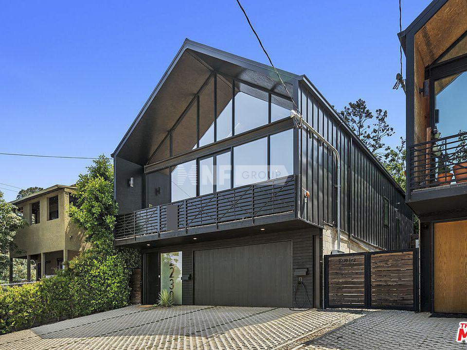 Особняк на Серебряном озере в Лос-Анджелесе (2230 Glendale Blvd, Los Angeles, CA 90039)