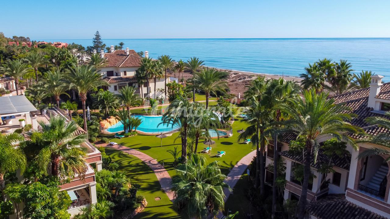 Пентхаус в Los Monteros Playa, Marbella, Malaga