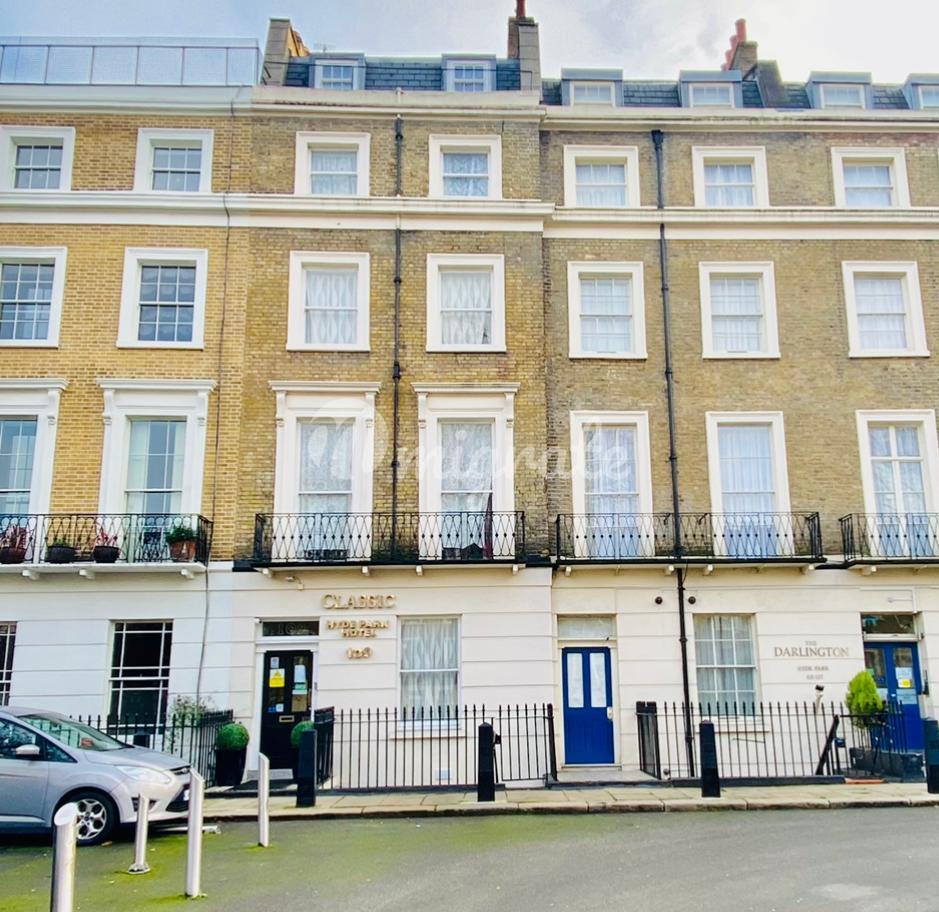 Отель в 109 Sussex Gardens, London, W2