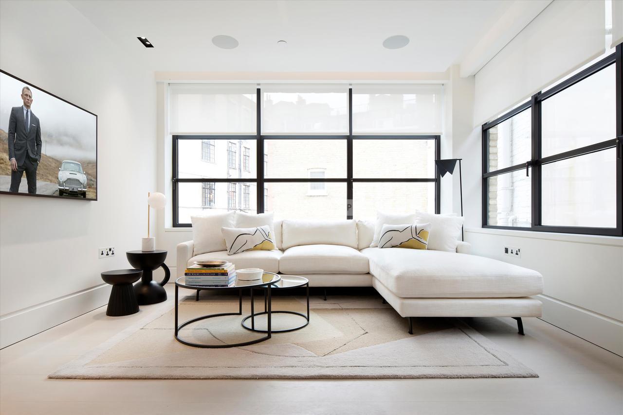 Квартира в The Turner Mews Apartments, 14 Park Crescent, Regents Park, Marylebone, London, W1., W1B