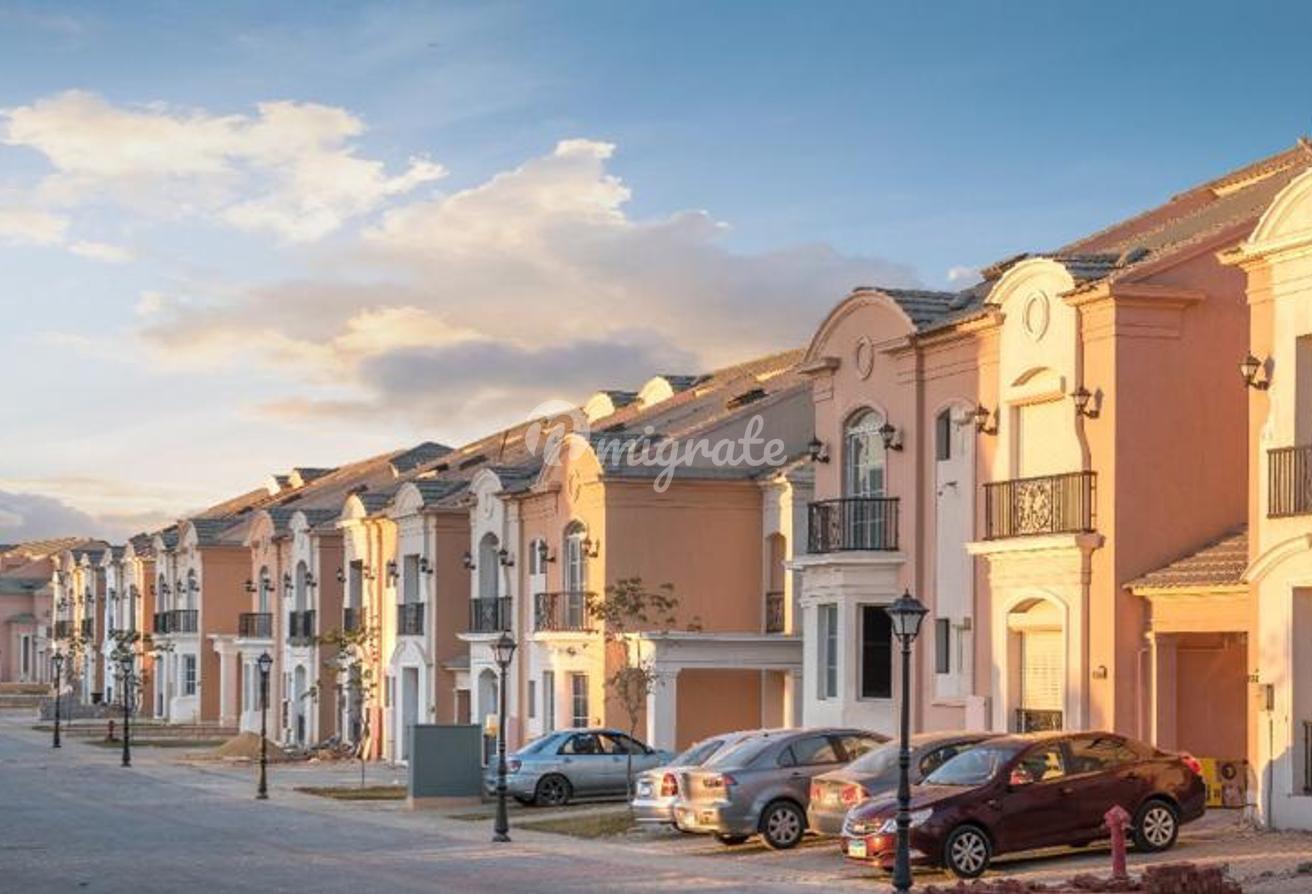 4 спален Таунхаус на продажу в Layan Residence (Layan Residence)