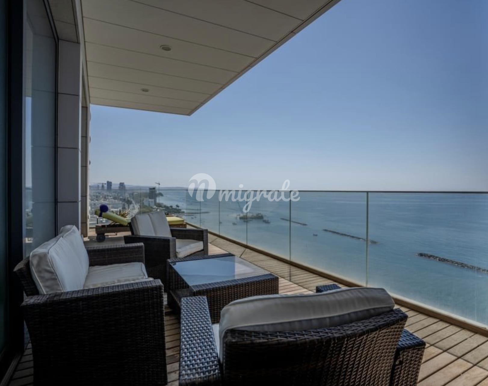 Пентхаус с 3 спальнями в Неаполисе, Лимассол
 (3 Bedroom Penthouse in Neapolis, Limassol)
