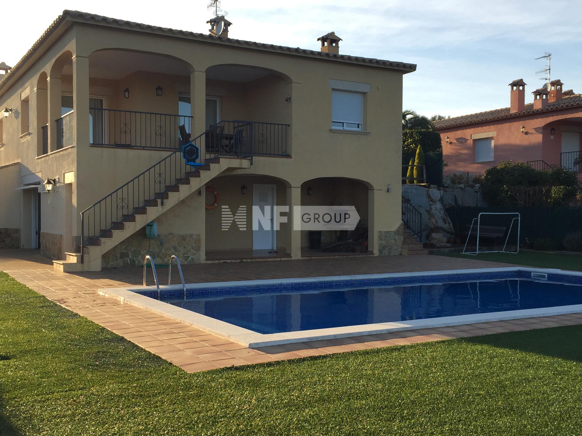 Дом в Калонже