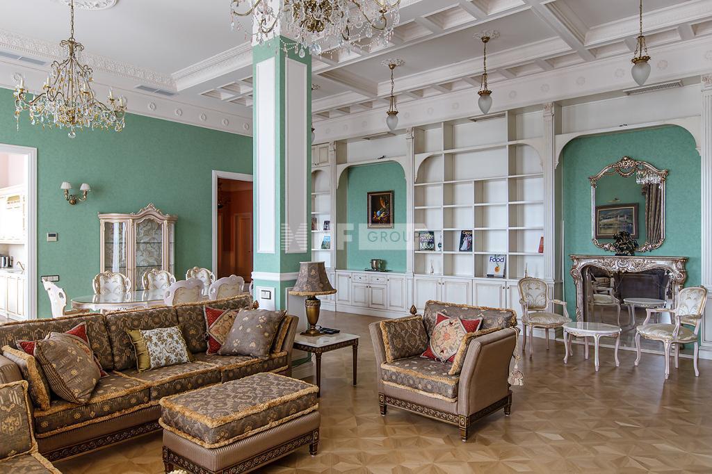 «Триумф Палас» (Триумф Палас)