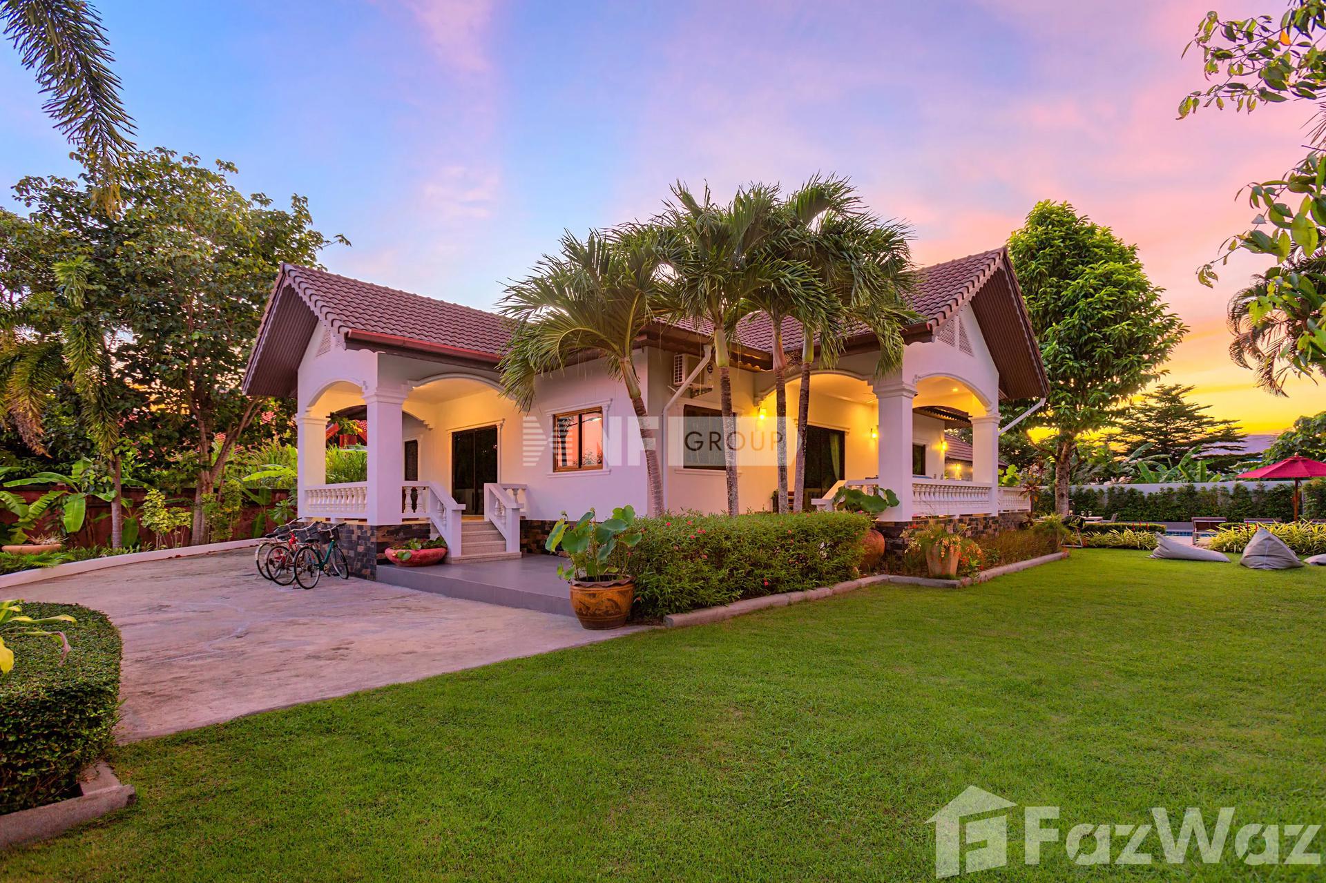 Family Dream Villa with Spectacular Pool and Garden
