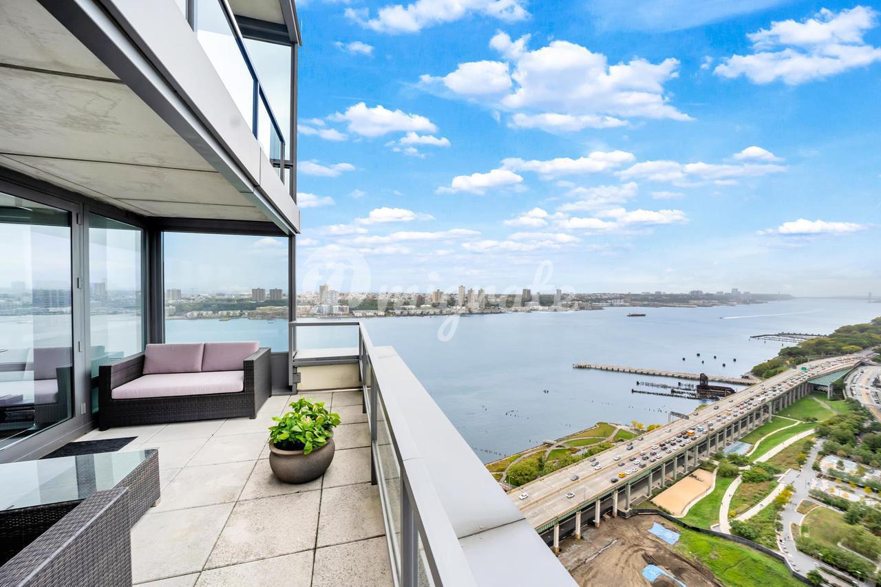 Кондоминиум в The Aldyn, 60  RIVERSIDE BLVD, PH3601 - Lincoln Square, New York