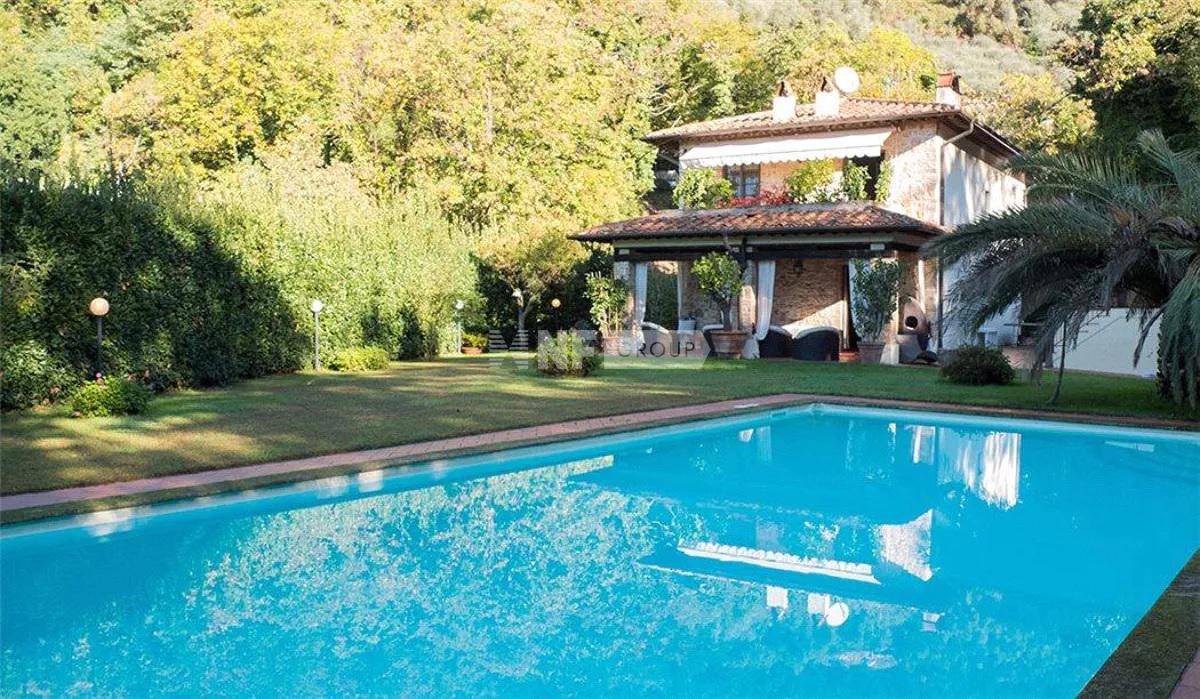 Вилла с панорамным видом на горы и море (ser150042)