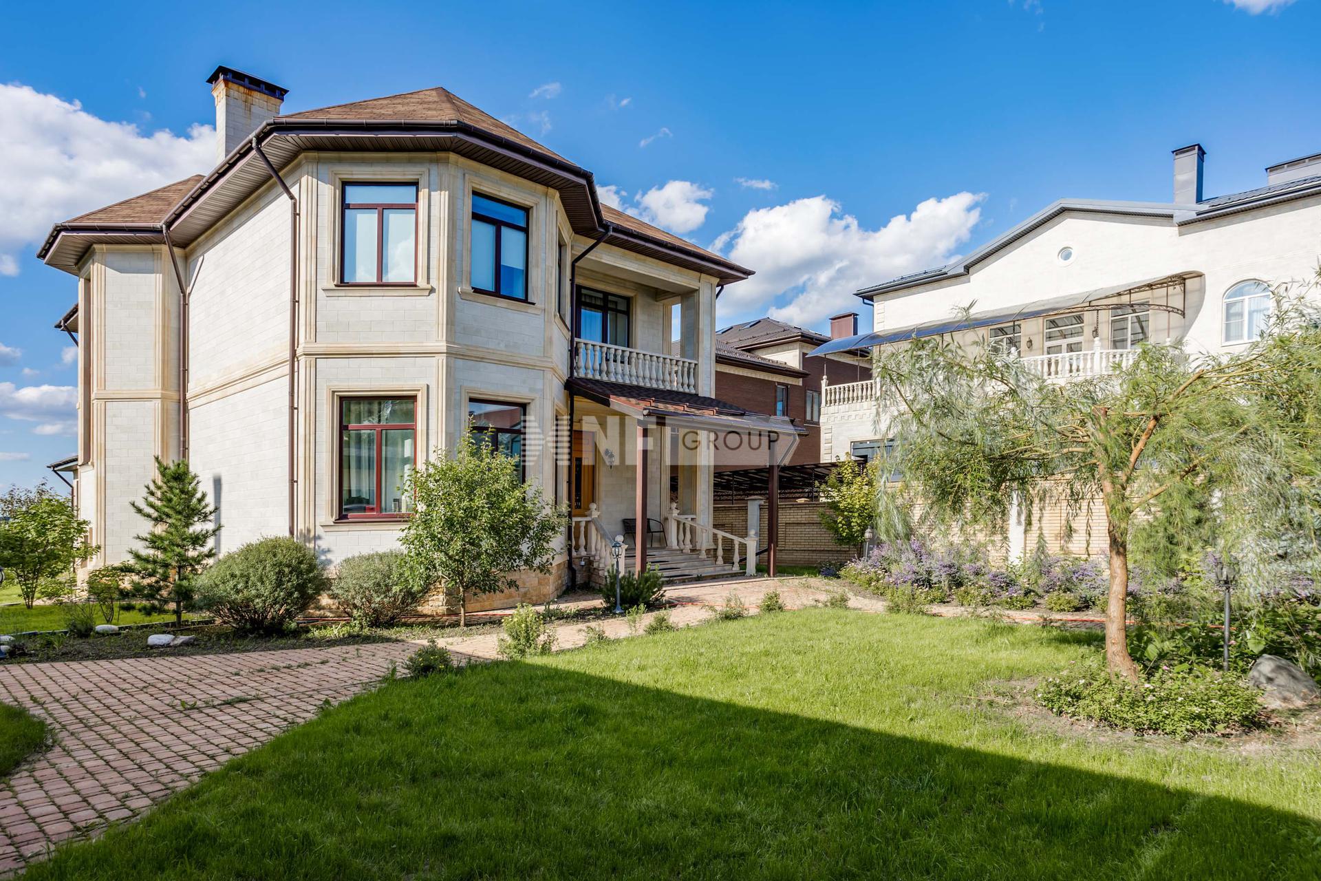 «Зеленые холмы» (Zelenye kholmy)