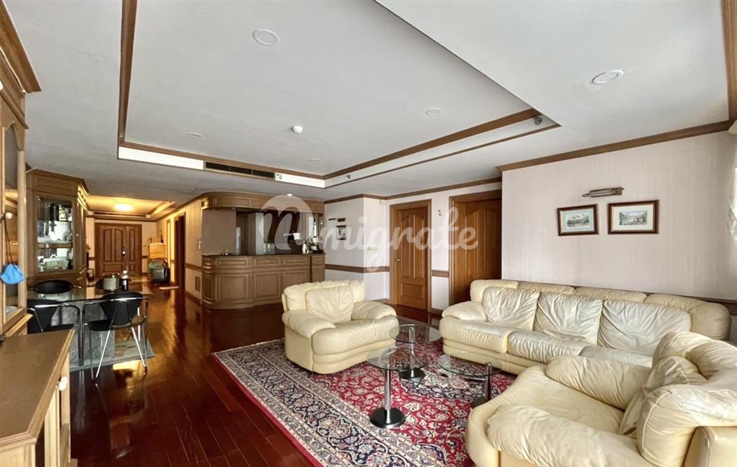 Кондоминиум в Sukhumvit, LAS COLINAS, 141 sq.m